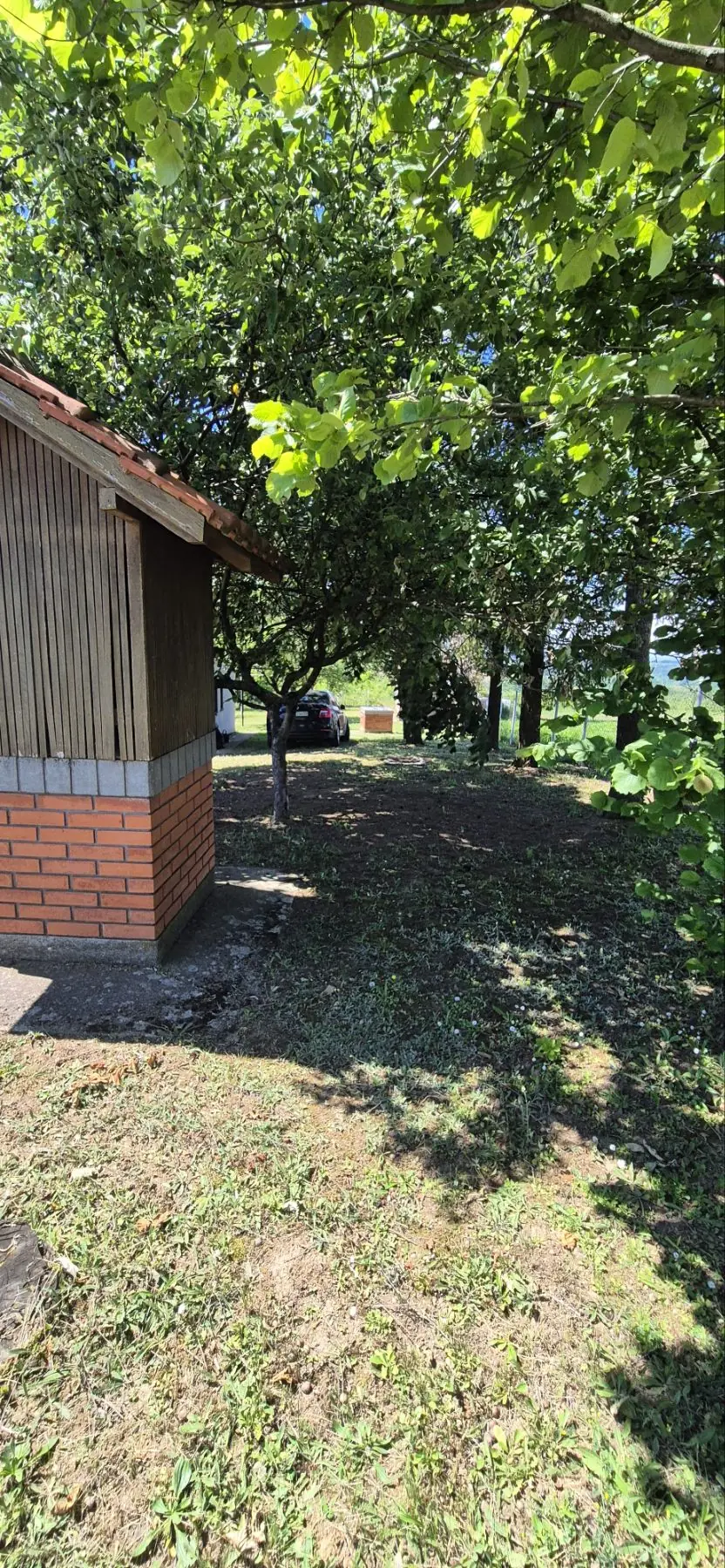 Na prodaju porodicna kuca